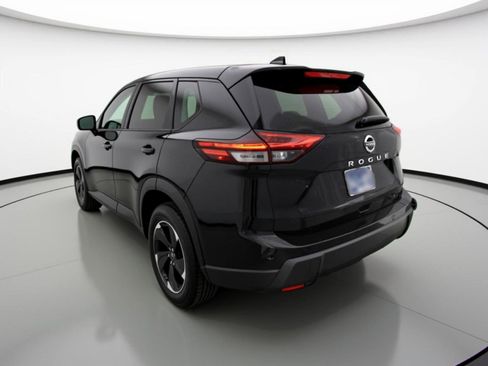 Used 2025 Nissan Rogue SV FWD image 6
