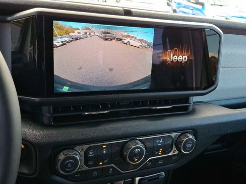 New 2026 Jeep Wrangler Unlimited Sport image 12