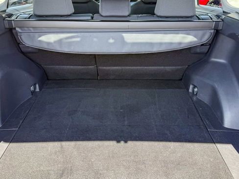 Used 2025 Toyota RAV4 XLE image 26