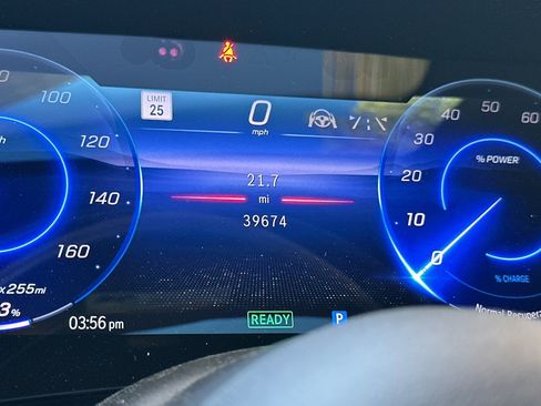 Certified 2023 Mercedes-Benz EQS 580 4MATIC Sedan image 23
