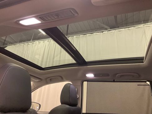 New 2026 Subaru Ascent Limited AWD/4WD image 34