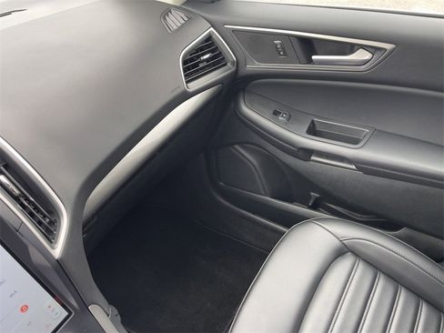 Used 2023 Ford Edge SEL image 27