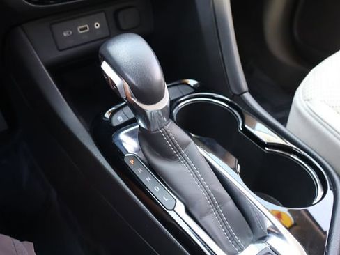 Used 2023 Buick Encore GX Essence w/ Experience Buick Package FWD image 28