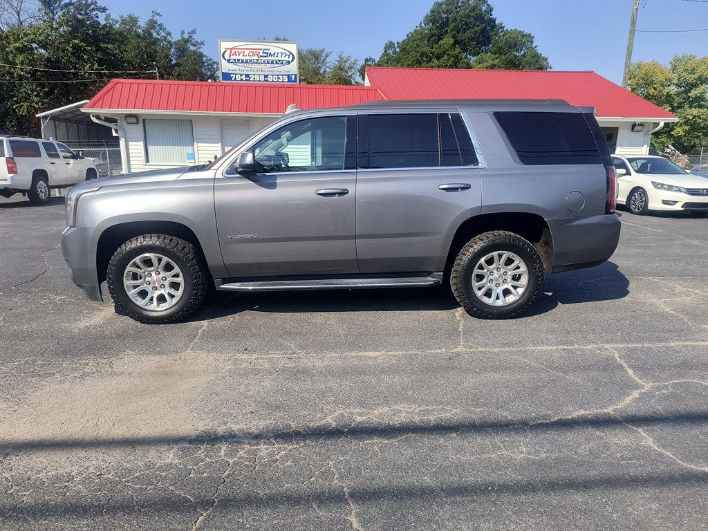 Used 2020 GMC Yukon SLT AWD/4WD image 2