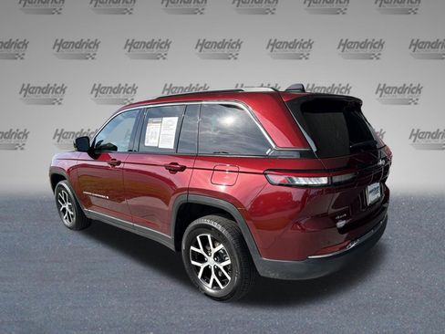 Used 2025 Jeep Grand Cherokee Limited AWD/4WD image 7