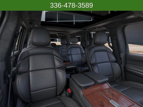 New 2026 Lincoln Navigator L Black Label AWD/4WD image 10
