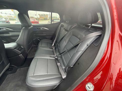Certified 2024 Chevrolet Equinox EV LT w/ LPO, Trailering Package AWD/4WD image 23