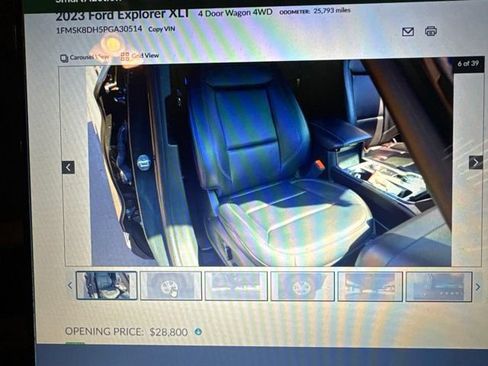 Used 2023 Ford Explorer XLT w/ Equipment Group 202A AWD/4WD image 5