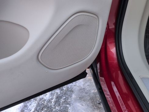 Certified 2023 Volvo XC60 T8 Plus image 13