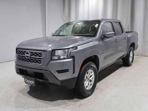 Used 2024 Nissan Frontier SV AWD/4WD image 6