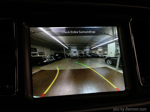 Used 2021 Dodge Challenger SRT Hellcat image 24