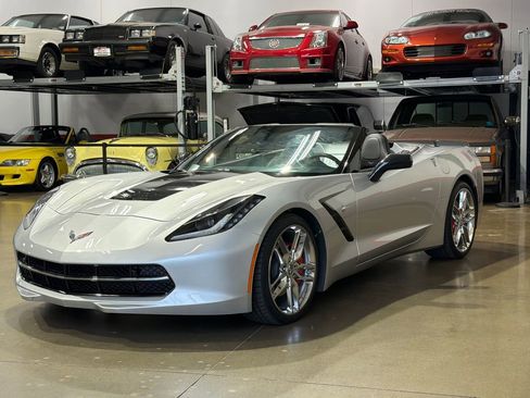 Used 2016 Chevrolet Corvette Stingray Convertible w/ 3LT Preferred Equipment Group RWD image 46