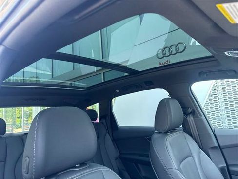 Certified 2026 Audi Q7 2.0T Premium w/ Convenience Plus Package AWD/4WD image 34