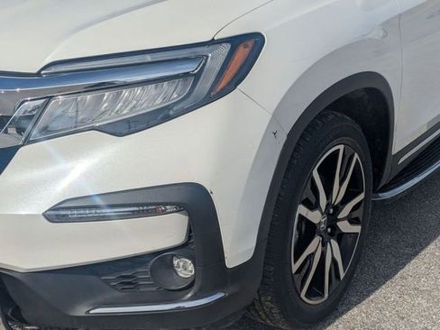 Used 2021 Honda Pilot Touring image 12