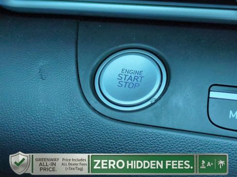 Used 2023 Hyundai Elantra Limited w/ Preferred Accessory Package FWD image 24