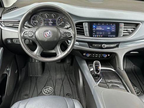 Used 2021 Buick Enclave Essence w/ Sound and Sites Package FWD image 15