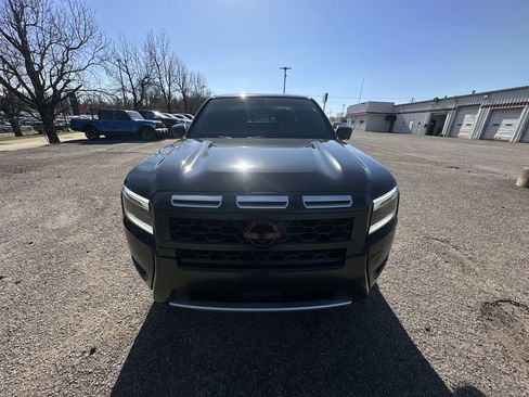 Used 2025 Nissan Frontier PRO-4X w/ Pro Premium Package image 27