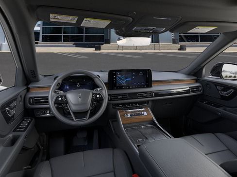 New 2025 Lincoln Aviator Reserve w/ Jet Appearance Package image 9
