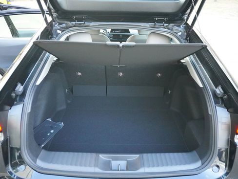 Used 2025 Toyota Prius LE image 25