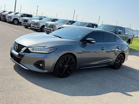 Used 2019 Nissan Maxima SR w/ Premium Package FWD image 20