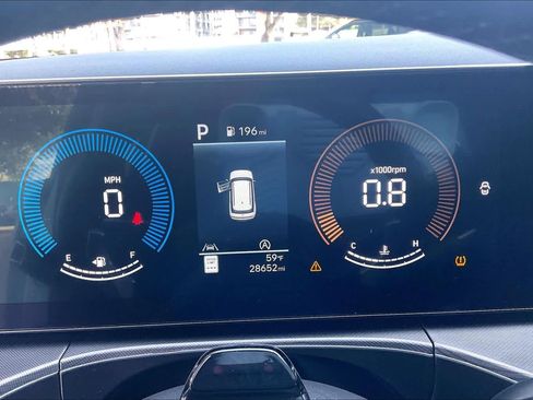 Certified 2025 Hyundai Santa Fe SEL image 22