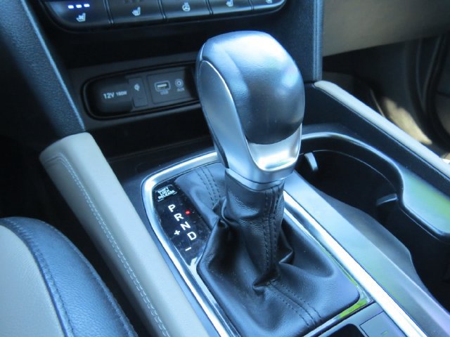 Used 2019 Hyundai Santa Fe FWD image 26