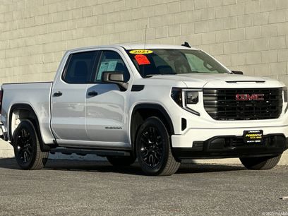 Certified 2024 GMC Sierra 1500 Pro w/ Graphite Edition