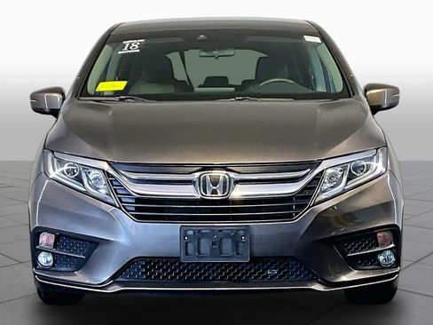 Used 2018 Honda Odyssey EX image 4