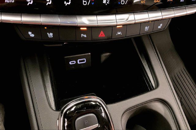 Used 2024 Cadillac XT4 Sport AWD/4WD image 31