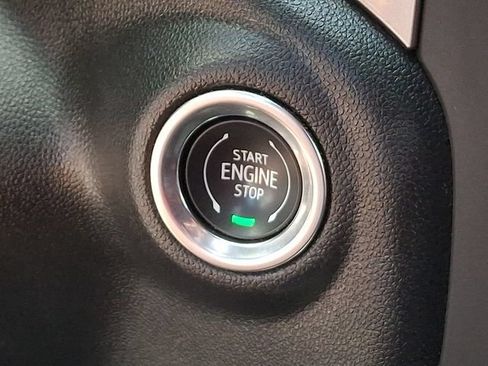 Used 2024 GMC Sierra 1500 Pro AWD/4WD image 17