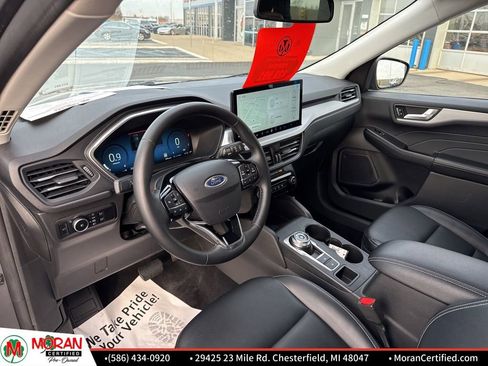 Used 2025 Ford Escape Platinum image 13