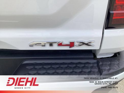 Used 2024 GMC Canyon AT4X AWD/4WD image 13