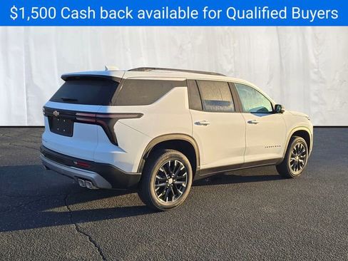 New 2026 Chevrolet Traverse LT w/ Sun and Wheel Package image 5