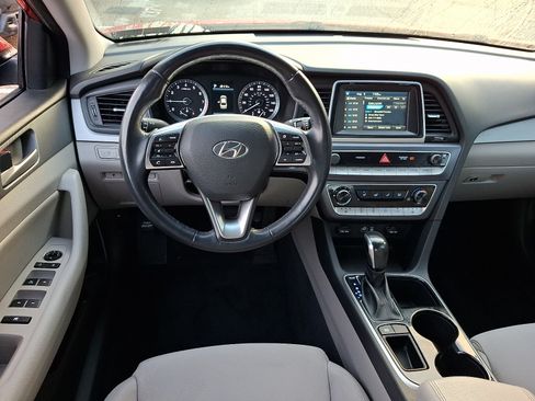 Used 2018 Hyundai Sonata SEL FWD image 11