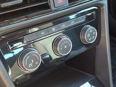 New 2026 Volkswagen Taos S image 18