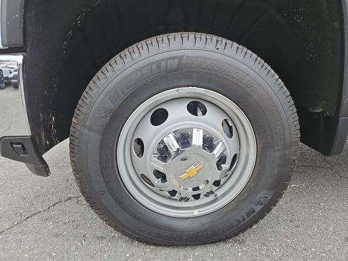 New 2025 Chevrolet Silverado 3500 W/T w/ WT Convenience Package image 8