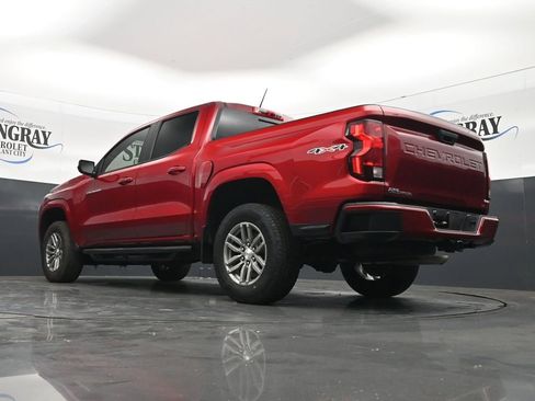Used 2024 Chevrolet Colorado LT w/ LT Convenience Package II AWD/4WD image 30