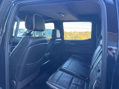 Used 2022 GMC Sierra 1500 AT4X image 8