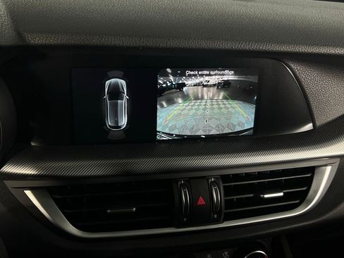 Used 2023 Alfa Romeo Stelvio Veloce image 21