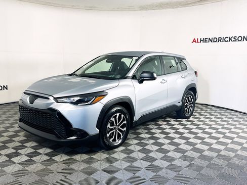 Used 2024 Toyota Corolla Cross S image 7