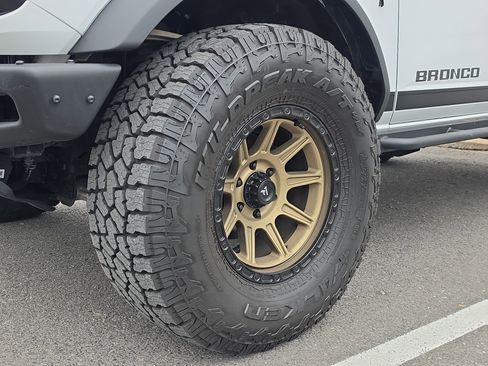 Used 2022 Ford Bronco Wildtrak AWD/4WD image 11