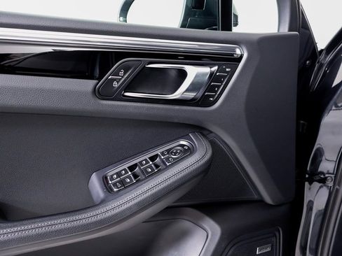 New 2025 Porsche Macan S image 20