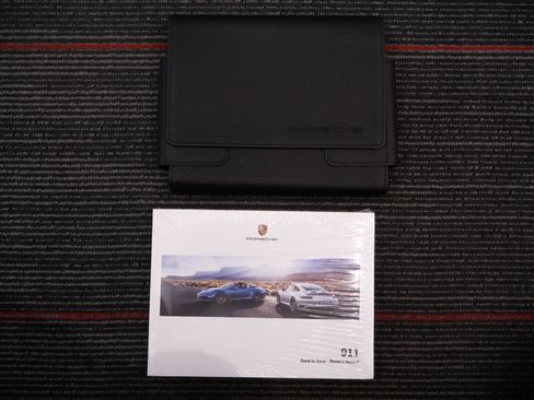 Used 2018 Porsche 911 Targa 4 GTS AWD/4WD image 21