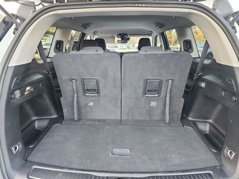 Used 2023 Jeep Grand Cherokee L Laredo image 38