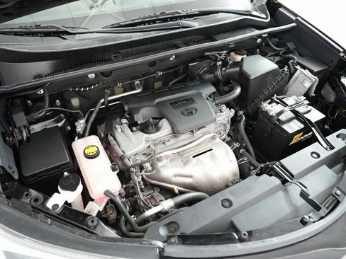 Used 2017 Toyota RAV4 XLE image 61