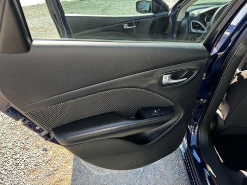 Used 2016 Dodge Dart SXT image 16