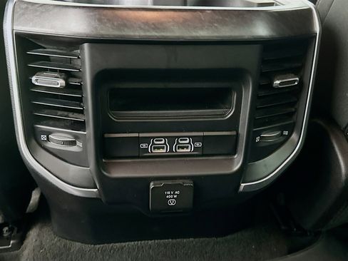Used 2022 RAM 1500 Big Horn image 25