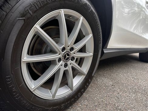 Used 2024 Mercedes-Benz GLE 350 4MATIC image 12