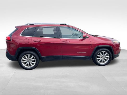Used 2015 Jeep Cherokee Limited w/ Trailer Tow Group AWD/4WD image 8