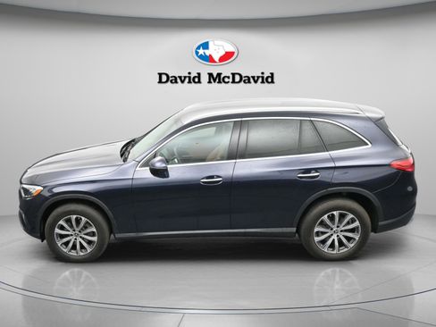 Used 2023 Mercedes-Benz GLC 300 4MATIC w/ Exclusive Trim Package image 27